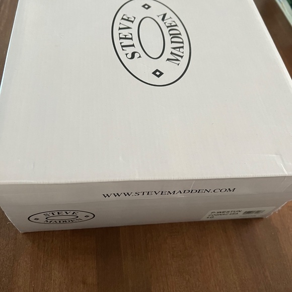 NWT Men’s Steve Madden Boots - Picture 5 of 8